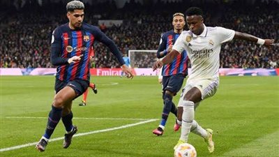 ريال مدريد يهنئ برشلونة بلقب الدوري الإسباني