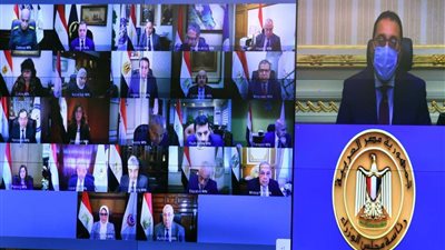 وزيرة الصحة تؤكد توافر الأكسجين في المستشفيات