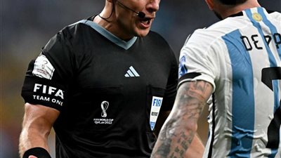 حكم نهائي كأس العالم يُدير مباراة مانشستر سيتي وريال مدريد