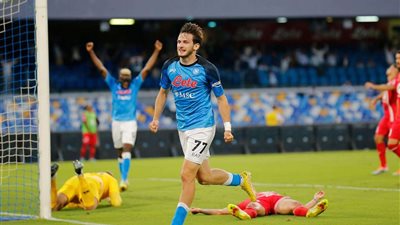 مونزا يستضيف نابولي في الدوري الإيطالي بحثًا عن المركز الثامن