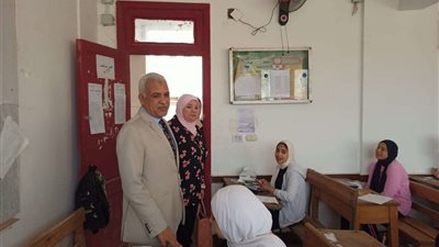 مدير تعليم القاهرة يتابع سير أعمال امتحانات الفصل الدراسي الثاني