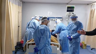 وفاة أول حالة مصابة بكورونا بمستشفى العزل بكفر شكر