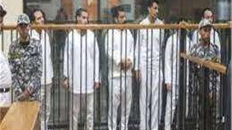 المتهمين