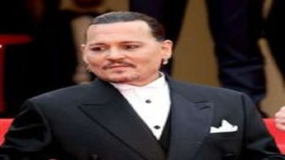 لحظة وصول جوني ديب إلى مهرجان كان السينمائي (صور)