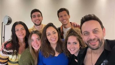 رنا رئيس وتيام مصطفى قمر.. تعرف على أبطال فيلم 