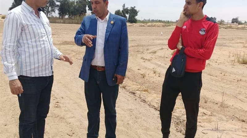 عباس يتفقد مركز شباب
