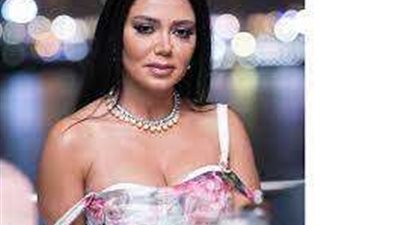 رانيا يوسف: بناتي  بيختاروا لبسي القصير ومشجعني على الارتباط