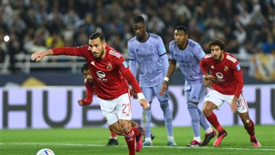 شوبير: حدث تاريخي ينتظر علي معلول أمام الترجي في دوري أبطال إفريقيا