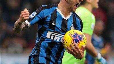 إنتر ميلان يفوز على فيورنتينا بهدفين ويتصدر الدوري الإيطالي