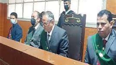 المشدد 15 عام لـ5 متهمين بقتل نجل عمهم وبراءة سيدة بالقليوبية