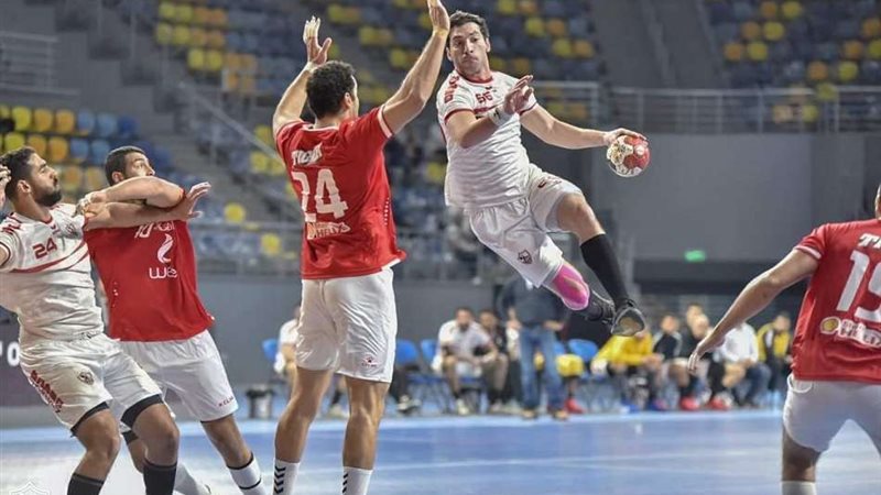 يد الأهلي والزمالك