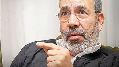 مدحت العدل: نيللي كريم ليست كئيبة بسبب هذا المسلسل