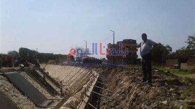 الري تواصل تنفيذ المشروع القومي لتأهيل وتبطين الترع