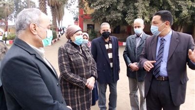 وكيل تعليم القليوبية تشهد إطلاق مبادرة يلا صيانة بالقناطر وشبرا