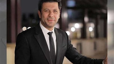 إياد نصار يخوض أولي تجارب التسجيل الصوتي