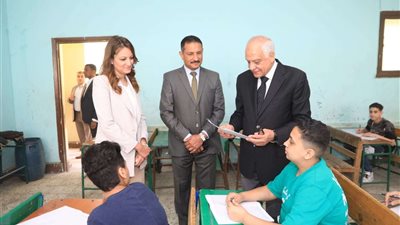 محافظ الجيزة يتفقد لجان امتحانات الشهادة الإعدادية ببولاق الدكرور