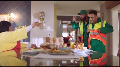 مسلسل في بيتنا روبرت الحلقه 12.. 