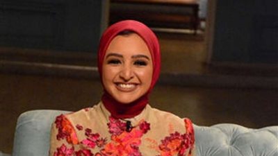 هلا رشدي تتعرض لموقف كوميدي