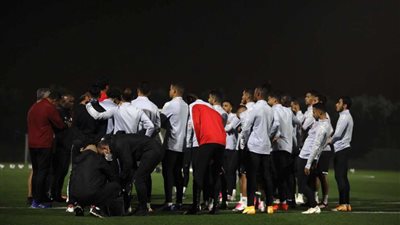 الأهلي يبدأ دراسة بالميراس بالفيديو