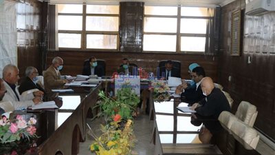 اجتماع لمناقشة اللائحة الأساسية لسوق الجملة بالعريش