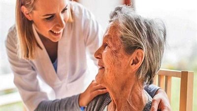 كارثة.. مرضى الخرف هما الأكثر إصابة لـ 