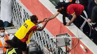 أول تعليق من أبو تريكة على إيقاف حسين الشحات وكهربا