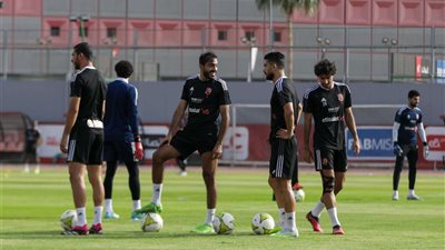 الأهلي يواصل تدريباته استعداداً لمواجهة إنبي في الدوري المصري