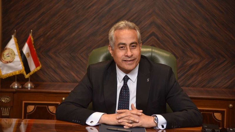 وزير القوى العاملة