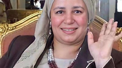 مُحبي الفنانة عبلة كامل يُطالبون بتكريمها