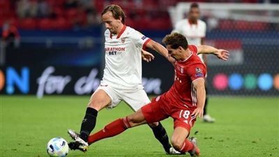 تعليق ناري من نجم إشبيلية بعد الفوز على برشلونة