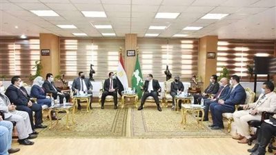 أعضاء التنسيقية في ضيافة محافظ الشرقية لعرض مشاكل وهموم المواطنين