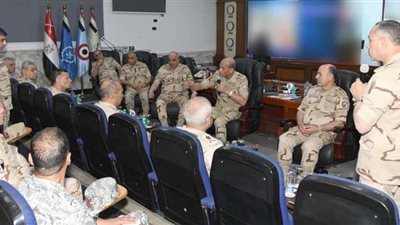 وزير الدفاع يشهد تنفيذ مشروع مراكز القيادة التعبوي التكتيكي