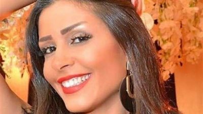 في عيد ميلاد ساندي التونسية.. تعرف على عمرها