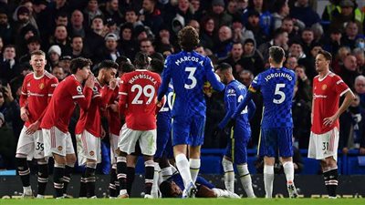 قمة مانشستر يونايتد وتشيلسي.. مواعيد مباريات اليوم الخميس والقنوات الناقلة