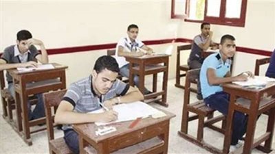 غدًا.. انطلاق الامتحانات التحريرية للدبلومات الفنية وتوجيه عاجل من التعليم