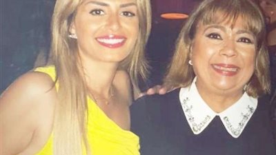 منة فضالي تهنئ والدتها بمناسبة عيد ميلادها.. شاهد