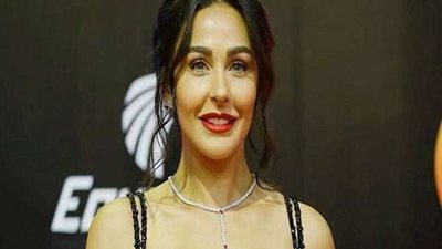 بإطلالة شتوية.. ميس حمدان تخطف الأنظار