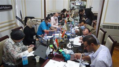 تنسيقية شباب الأحزاب والسياسيين تنظم مائدة مستديرة بحضور شخصيات هامة