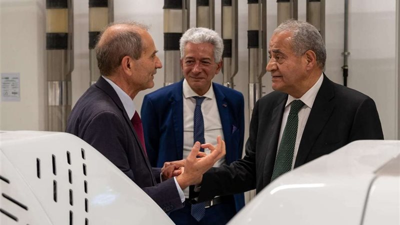 وزير التموين خلال