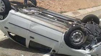 مصرع وإصابة 4 أشخاص إثر انقلاب سيارة في أسوان