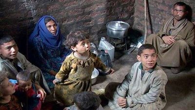 خبير اقتصادي يكشف عن حل للقضاء على البطالة والفقر في مصر