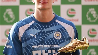 هالاند يتوج بالحذاء الذهبي .. ترتيب هدافي الدوري الإنجليزي