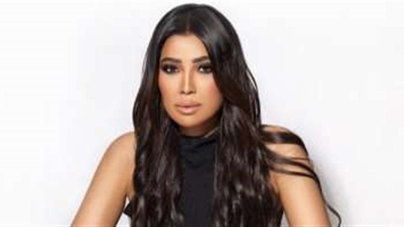 الفنانة مها نصار