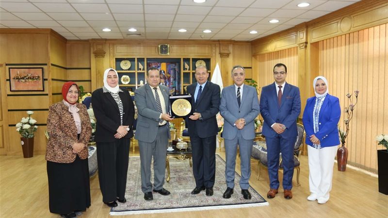 تسليم جامعة المنصورة