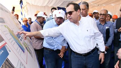 من 4 إلى 19 ألف برميل زيت يومياً.. توسعات بترولية جديد في الصحراء الشرقية