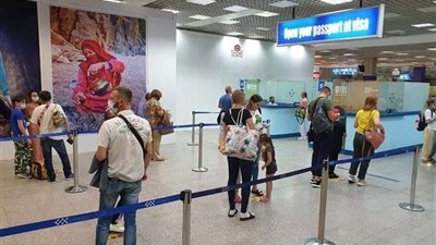 دولة عربية تعلن عن إجراءات جديدة للقادمين من الخارج