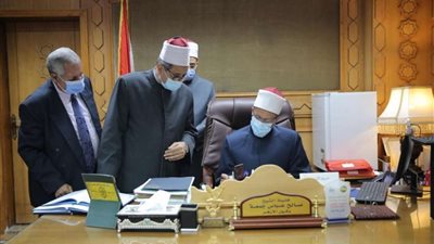 غدا.. أرقام الجلوس لطلاب الشهادتين الابتدائية والإعدادية على بوابة الأزهر الإلكترونية