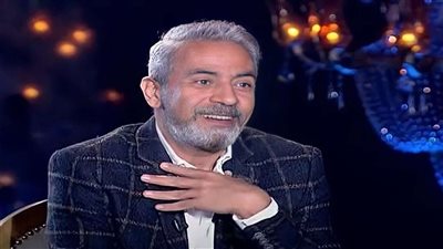 صبري فواز: لما تلاقي نفسك كمشاهد مش فاهم حاجة من ضيف في برنامج.. متقلقش انت تمام