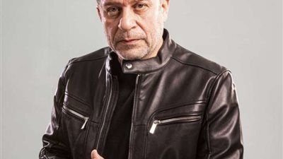 شريف منير يعتذر لابنته أسما.. شاهد