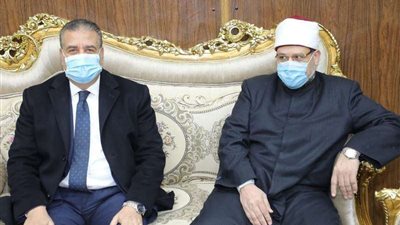 محافظ المنوفية يستقبل وزير الأوقاف على هامش افتتاح مسجد 